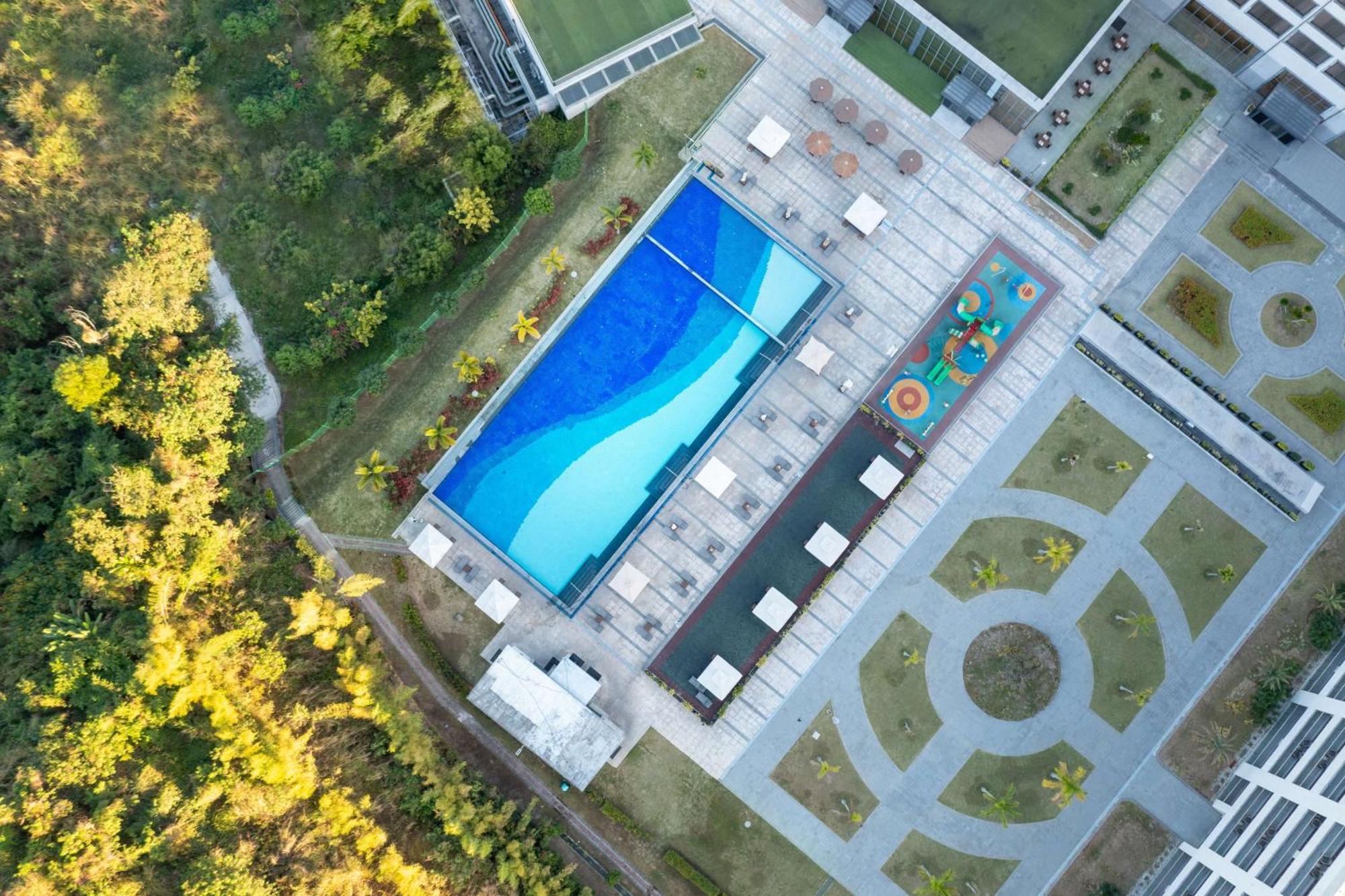 Hilton Clark Sun Valley Resort Clark Field Eksteriør billede